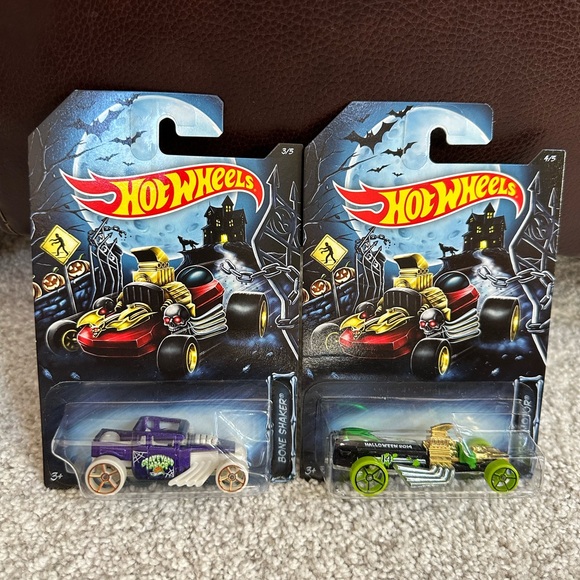 Hot Wheels 2014 Happy Halloween Die Cast Car Set - Picture 5 of 8